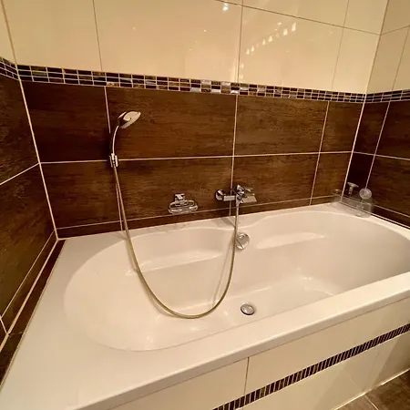 Goldstadt Garden - *