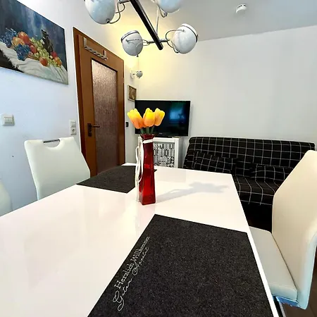 Appartement Goldstadt Garden -