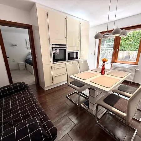 Goldstadt Garden - Apartmán Pforzheim