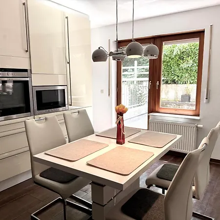 Goldstadt Garden - Apartmán Pforzheim